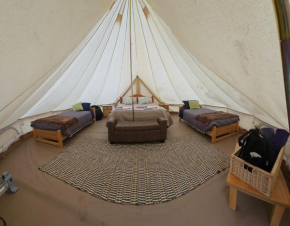 Praderas Los Peumos Glamping-Cabañas